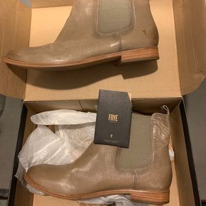 Frye Anna Chelsea leather boots